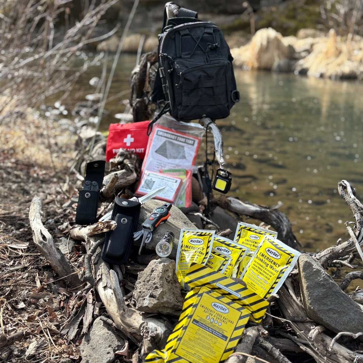 30+ Piece Compact Emergency Survival Go-Bag Kit – 7 lb Trail & Bug-Out Gear
