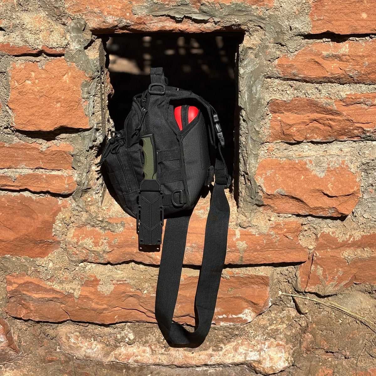 30+ Piece Compact Emergency Survival Go-Bag Kit – 7 lb Trail & Bug-Out Gear