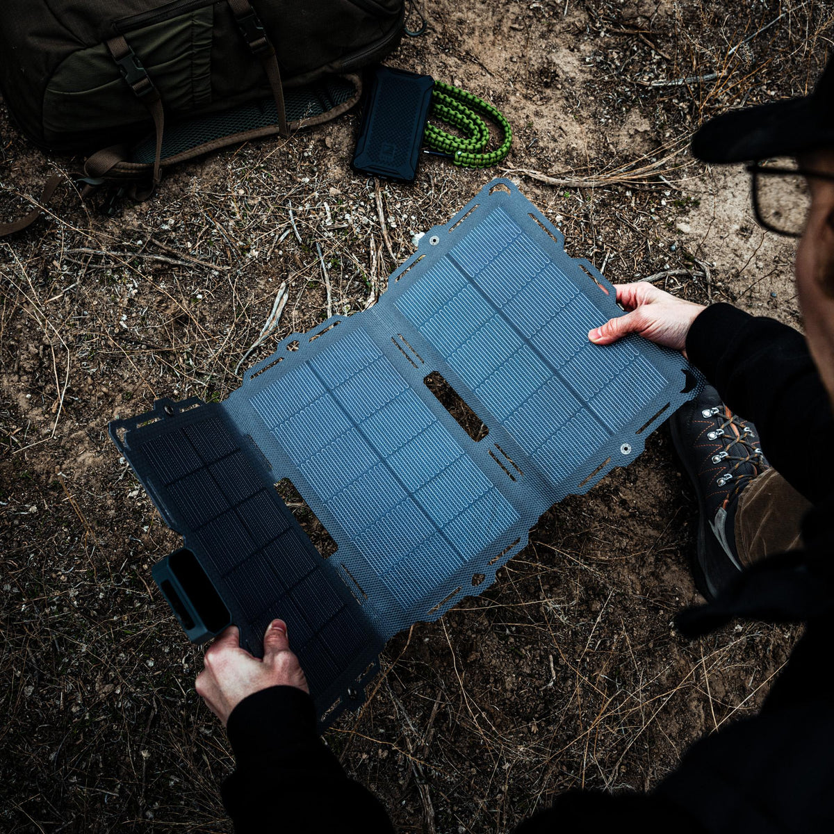Spectre 18W Portable Solar Panel Charger – Weather-Resistant Outdoor Power